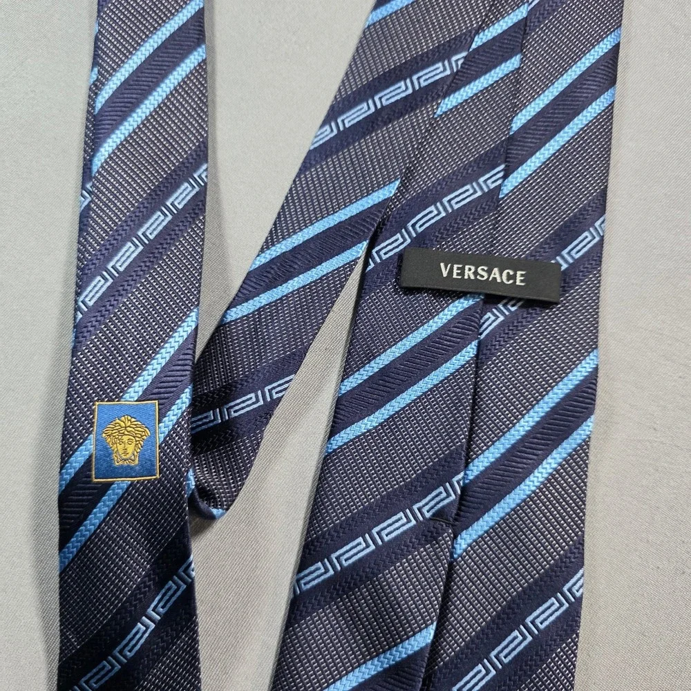Versace Mens Silk Tie Navy Blue Light Blue Striped Greek Key‎ Medusa Head Italy